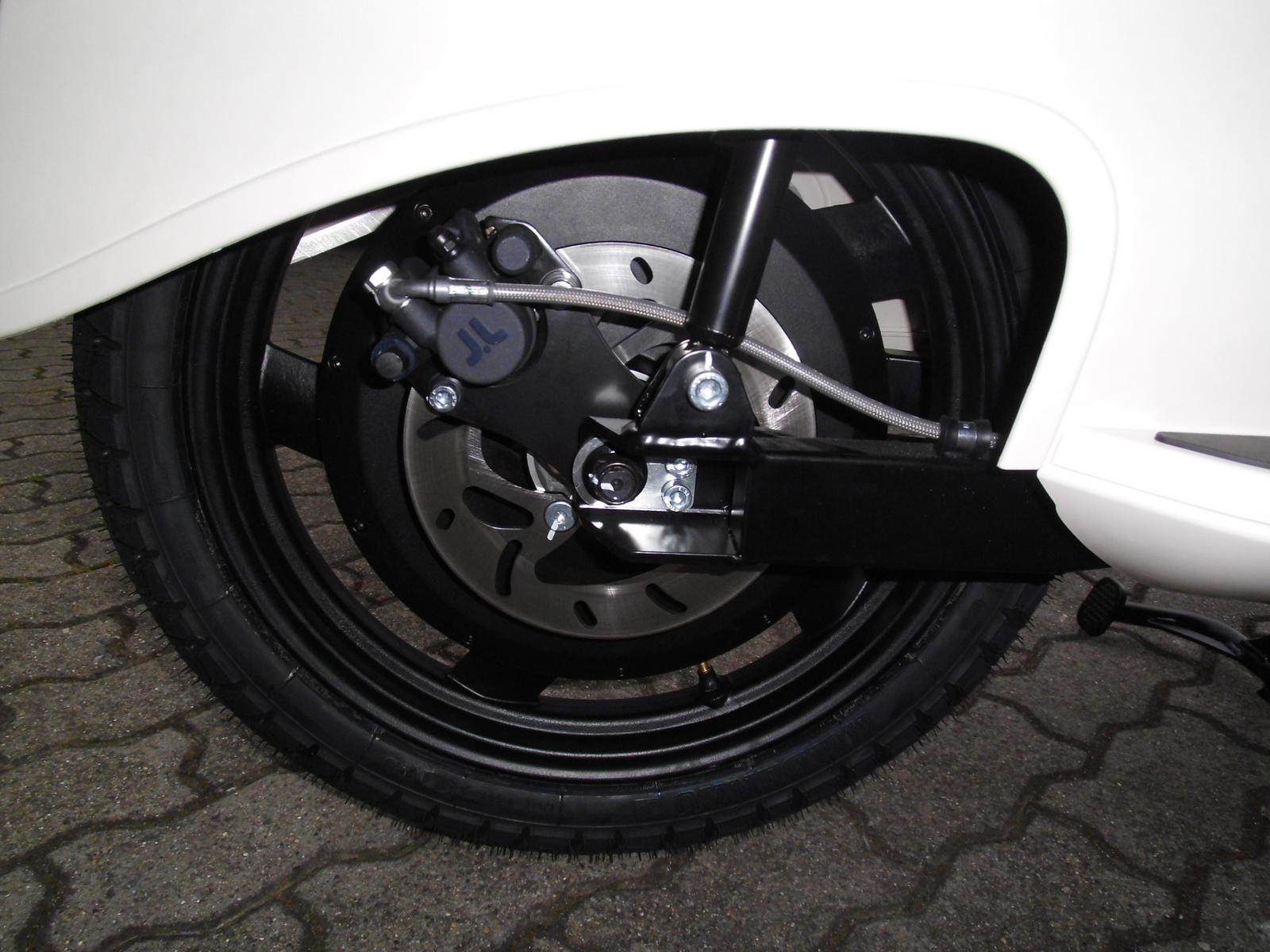 Govecs eSchwalbe 2.0+NEUES MODELL+WECHSELAKKUSYSTEM+L1e-11