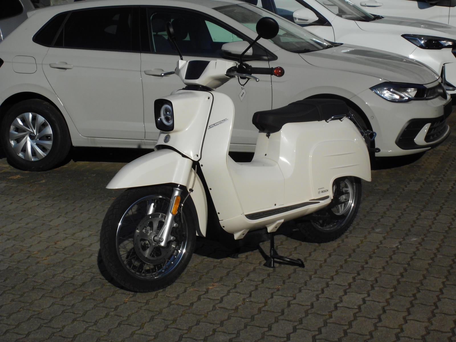 Govecs E-Schwalbe+100%ELEKTRO+GENERALÜBERHOLT v. GOVECS-5
