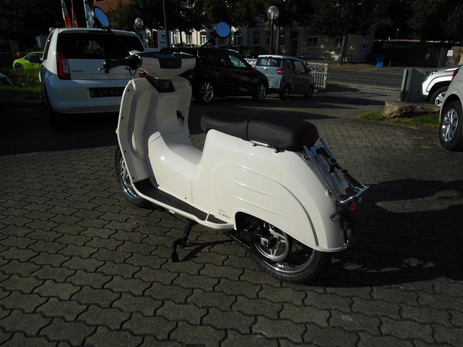 Govecs E-Schwalbe+100%ELEKTRO+GENERALÜBERHOLT v. GOVECS-11