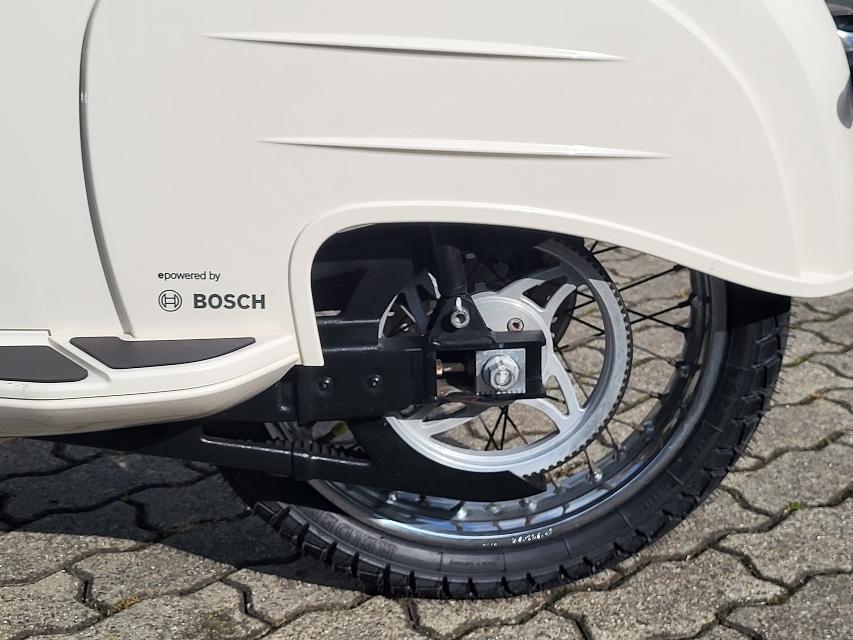Govecs E-Schwalbe+100%ELEKTRO+GENERALÜBERHOLT v. GOVECS-1