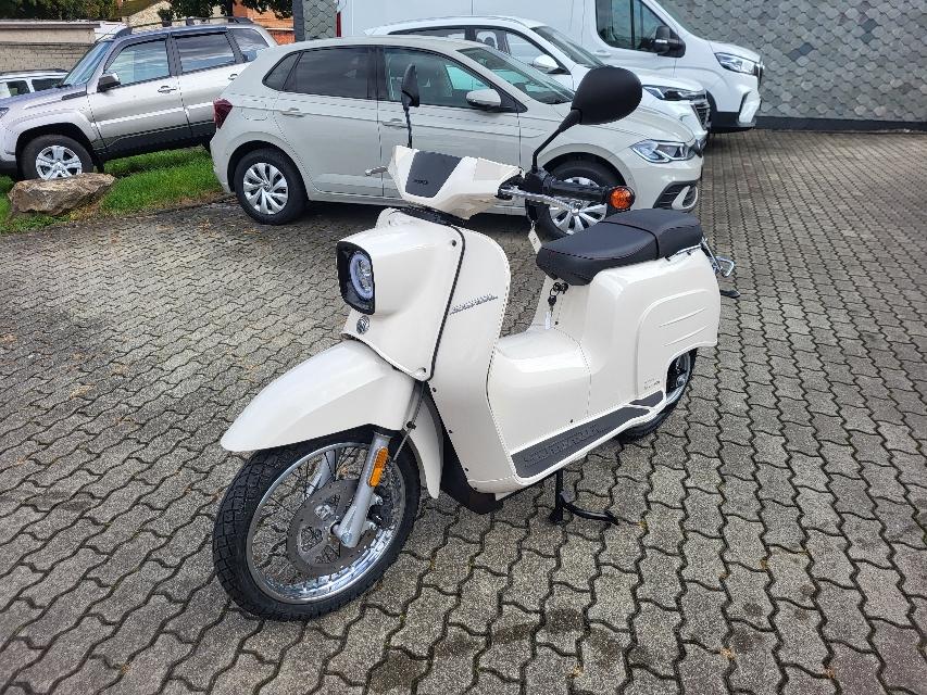 Govecs E-Schwalbe+100%ELEKTRO+GENERALÜBERHOLT v. GOVECS-5