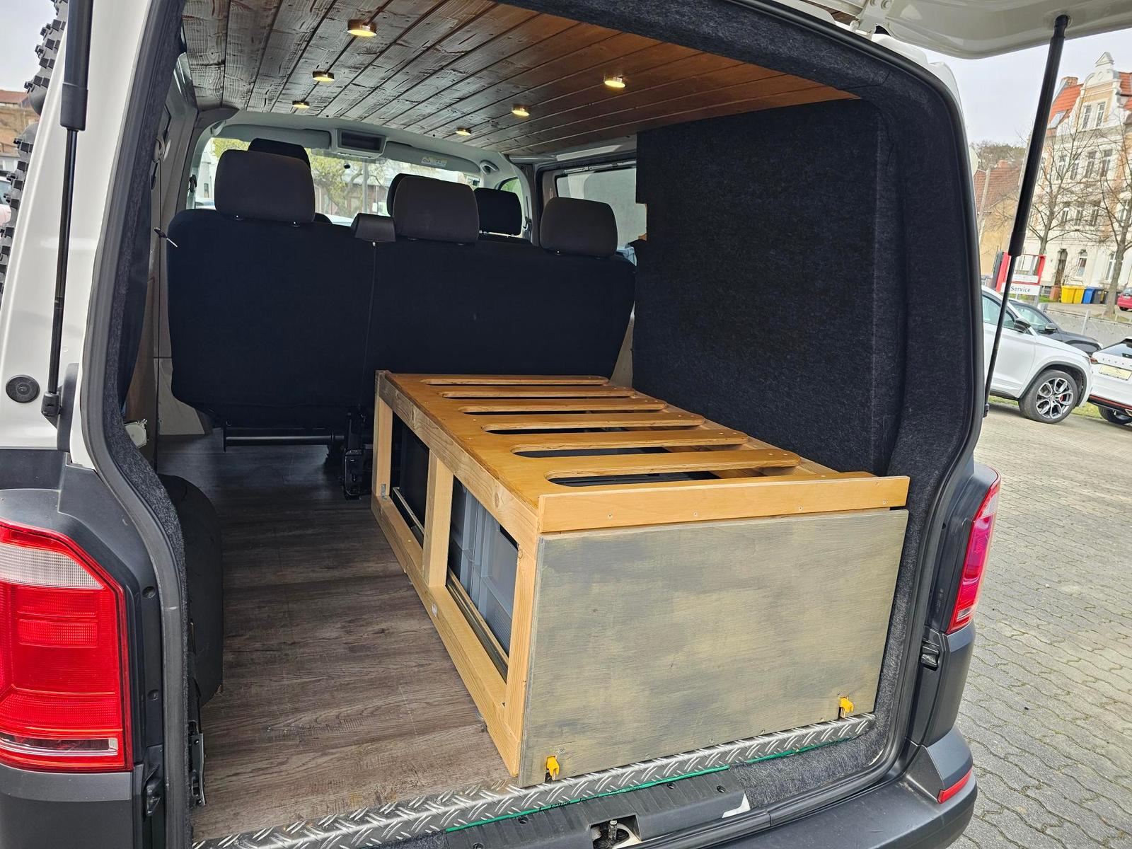 VW T6 Kombi 2.0 TDI+6-SITZER+AHK+KLIMA+DIY-CAMPER+-4
