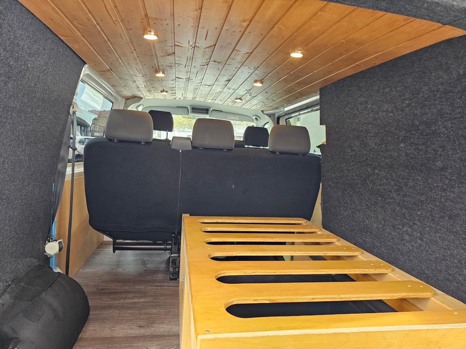 VW T6 Kombi 2.0 TDI+6-SITZER+AHK+KLIMA+DIY-CAMPER+-6