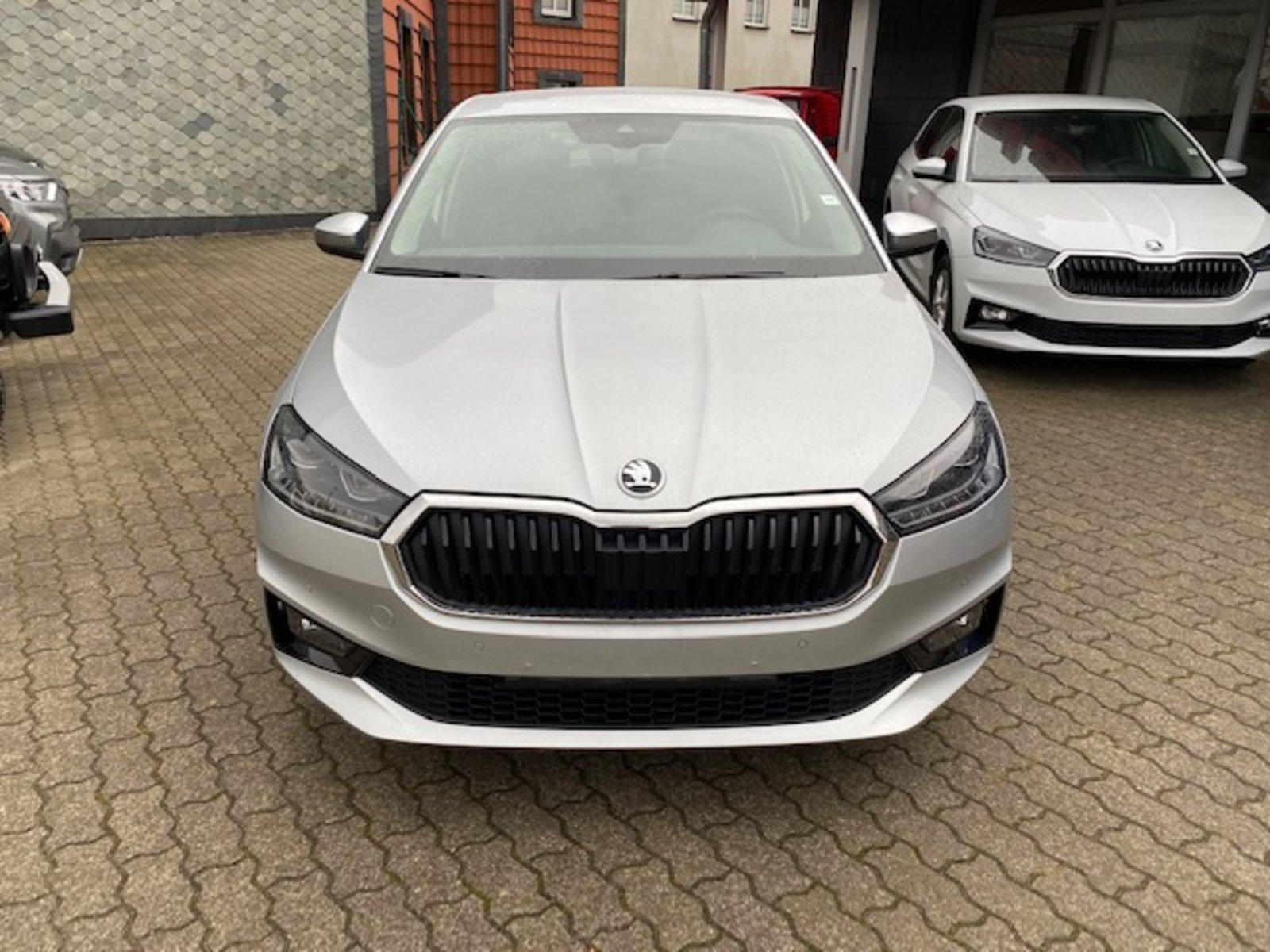 Skoda Fabia IV 1.0 TSI Style+LED+PDC vo/hi+LM17+KAMERA-22