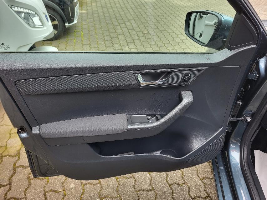 Skoda Fabia III 1.0 TSI Ambition PLUS+KLIMA+ALU+KAMERA-1