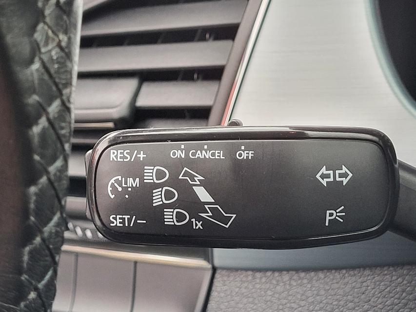 Skoda Fabia III 1.0 TSI Ambition PLUS+KLIMA+ALU+KAMERA-23