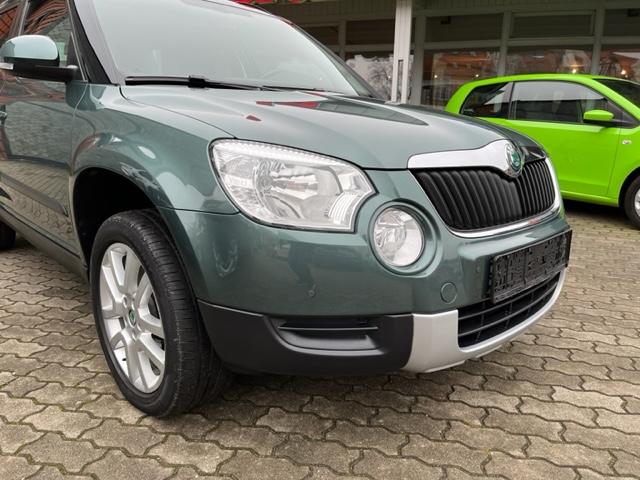 Skoda Yeti 2.0 TDI 4x4 Ambition+PANORAMA+NAVI+1.HAND-20