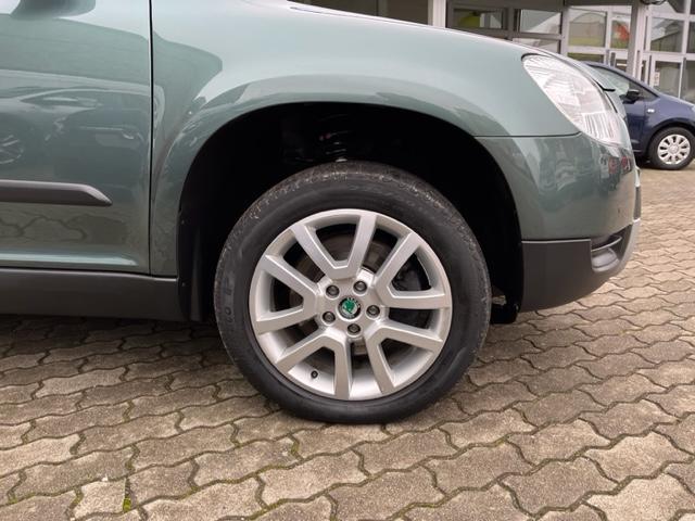 Skoda Yeti 2.0 TDI 4x4 Ambition+PANORAMA+NAVI+1.HAND-21
