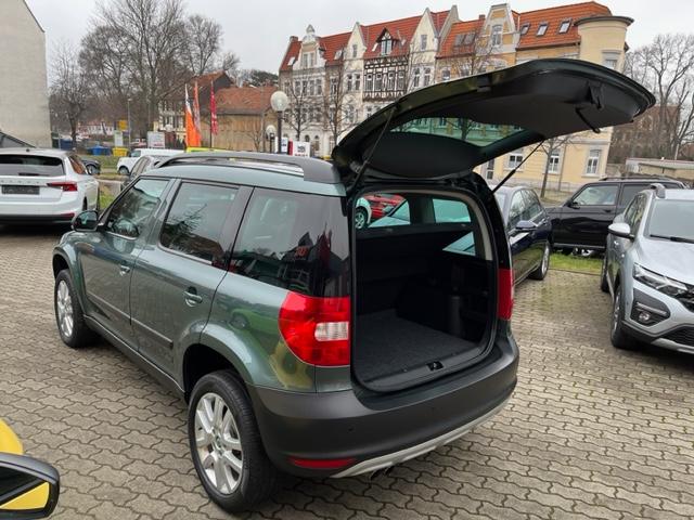 Skoda Yeti 2.0 TDI 4x4 Ambition+PANORAMA+NAVI+1.HAND-24