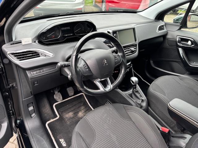 Peugeot 208 1.2 PURE TECH 110 ALLURE+NAVI+ALU+EXTERIEUR+-1