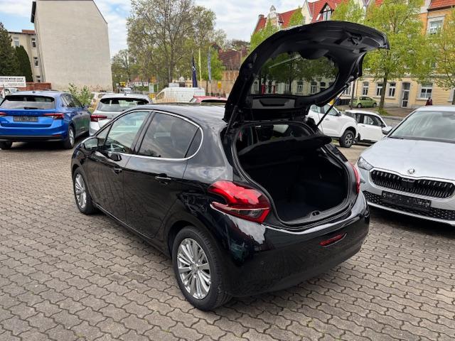 Peugeot 208 1.2 PURE TECH 110 ALLURE+NAVI+ALU+EXTERIEUR+-28