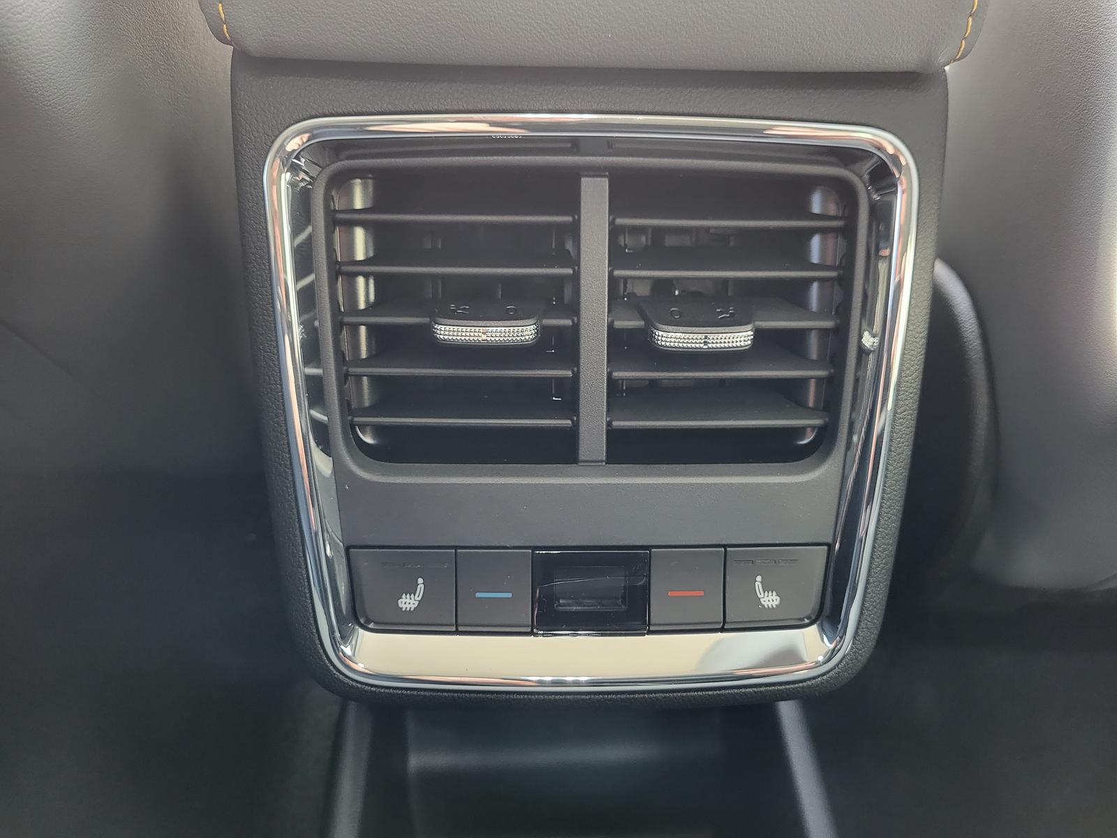 Skoda Enyaq iV 80 (ab MJ 23.2) +ADVANCED+ALARM+LOUNGE+-10