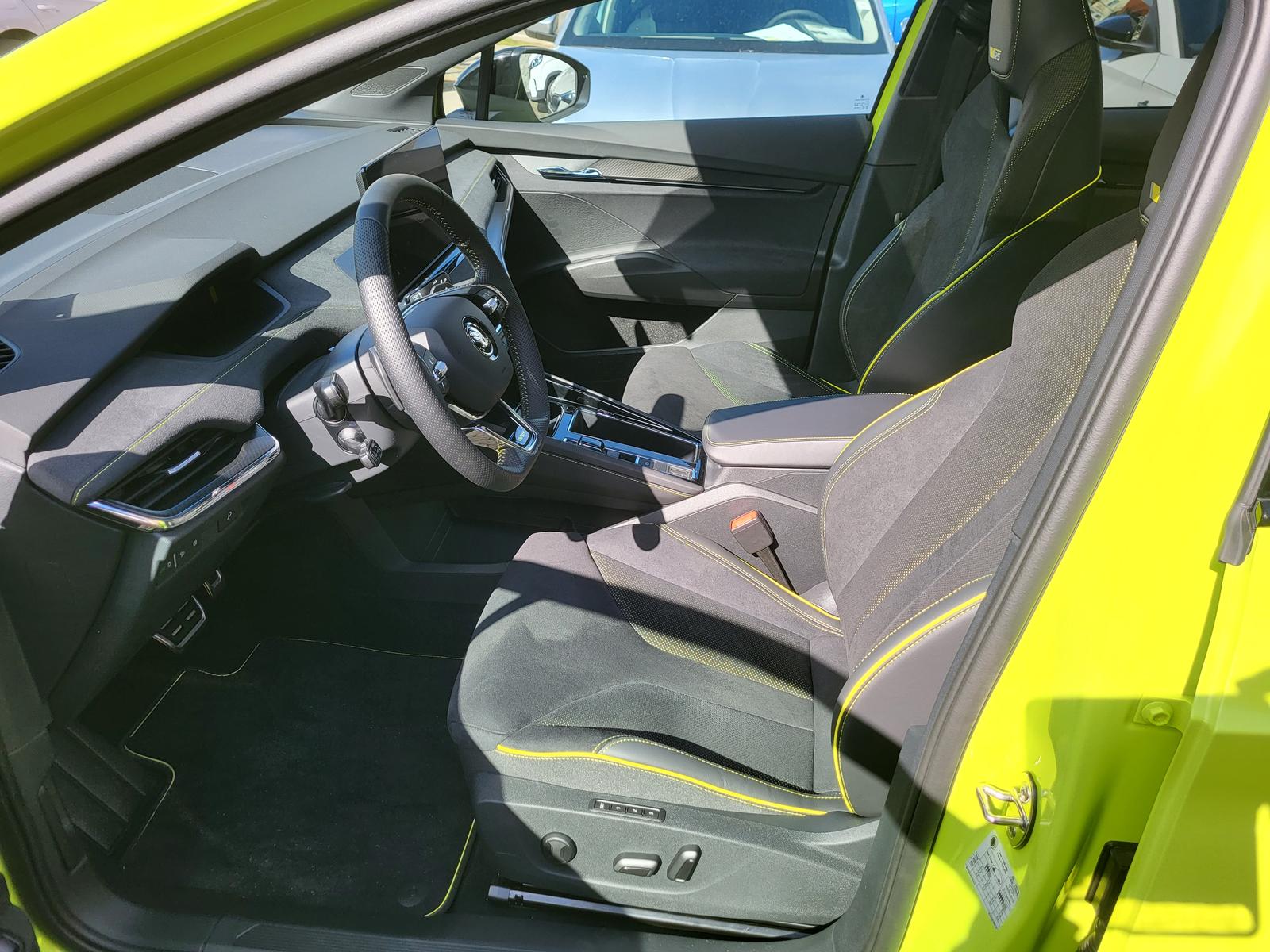 Skoda ENYAQ Coupé iV RS (ab MJ23.2) + LAGERWAGEN + -2