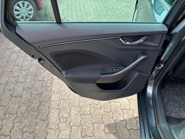 Skoda Scala 1.0 TSI Ambition+CLIMATRONIC+SUNSET+PDC+LM-5