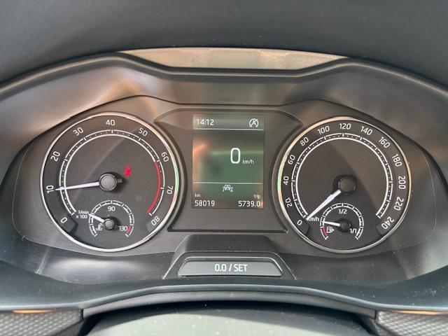 Skoda Scala 1.0 TSI Ambition+CLIMATRONIC+SUNSET+PDC+LM-8