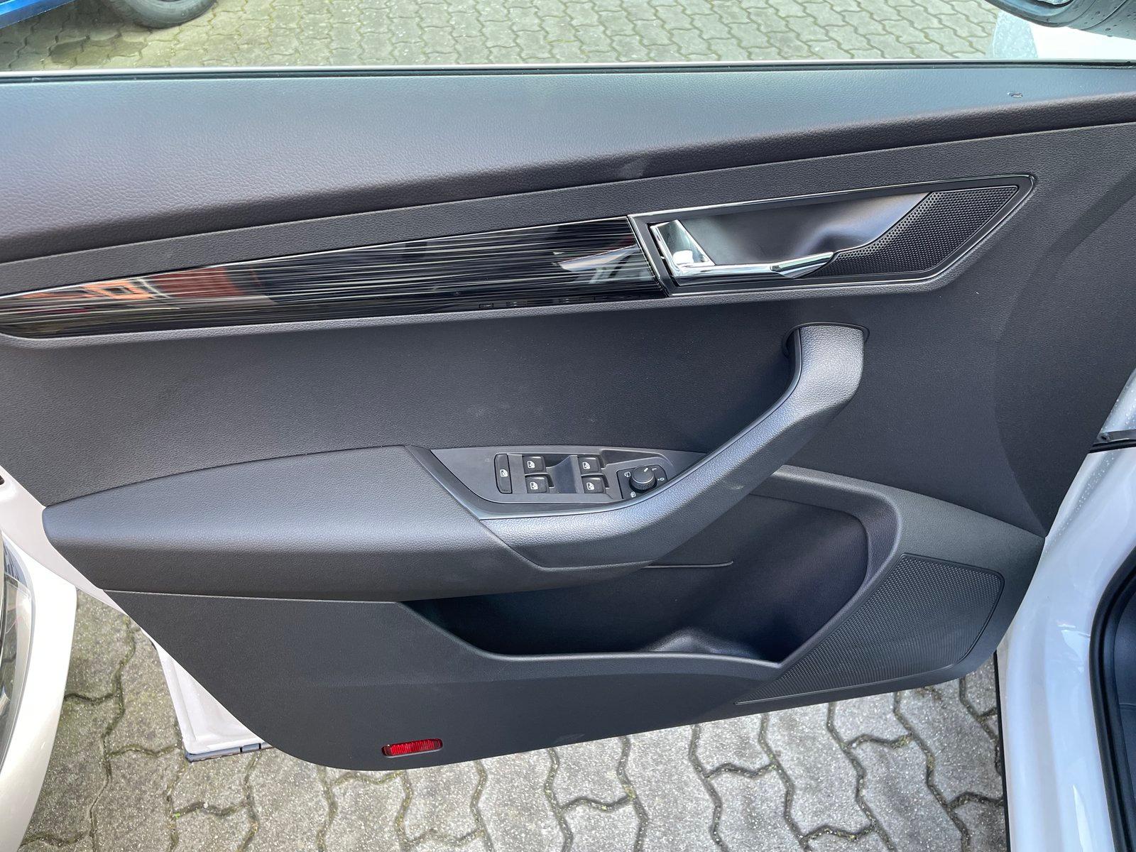 Skoda Karoq 1.5 TSI DSG Style+LED+NAVI+GARANTIE02/2027-2