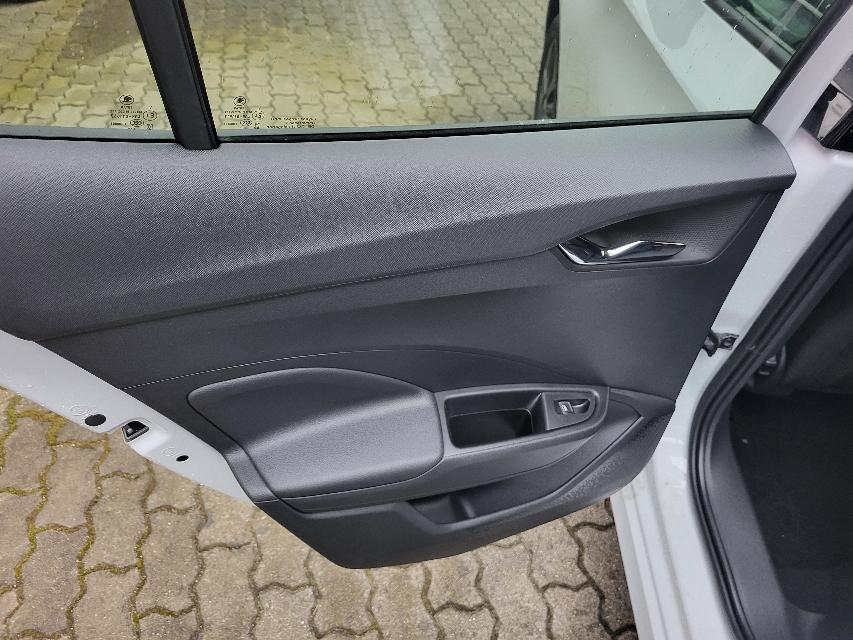 Skoda Fabia 1.5 TSI DSG SELECTION+ACC+VERKEHRSZEICHEN+-3