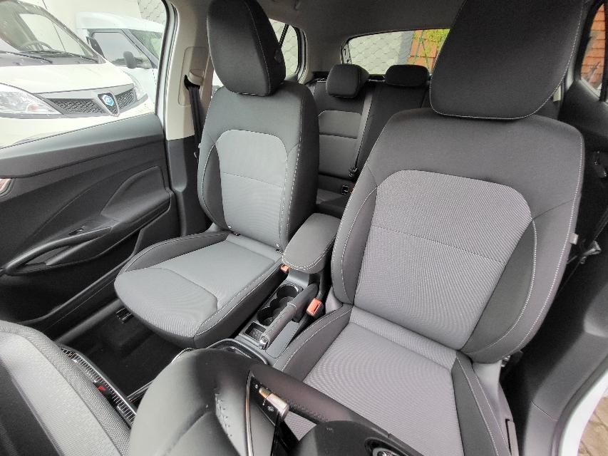 Skoda Fabia 1.5 TSI DSG SELECTION+ACC+VERKEHRSZEICHEN+-5