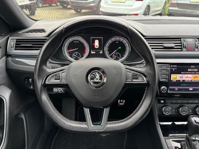 Skoda Superb Combi SportLine 4x4 DSG ACC+DCC+XENON+19'-7