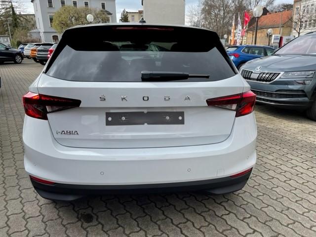 Skoda Fabia IV 1.5 TSI DSG Style+COLOR+AHK+5J.GARANTIE-18