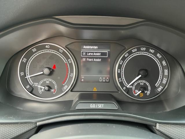 Skoda Kamiq 1.5 TSI Ambition+ACC+KAMERA+DAB+3JGARANTIE-7