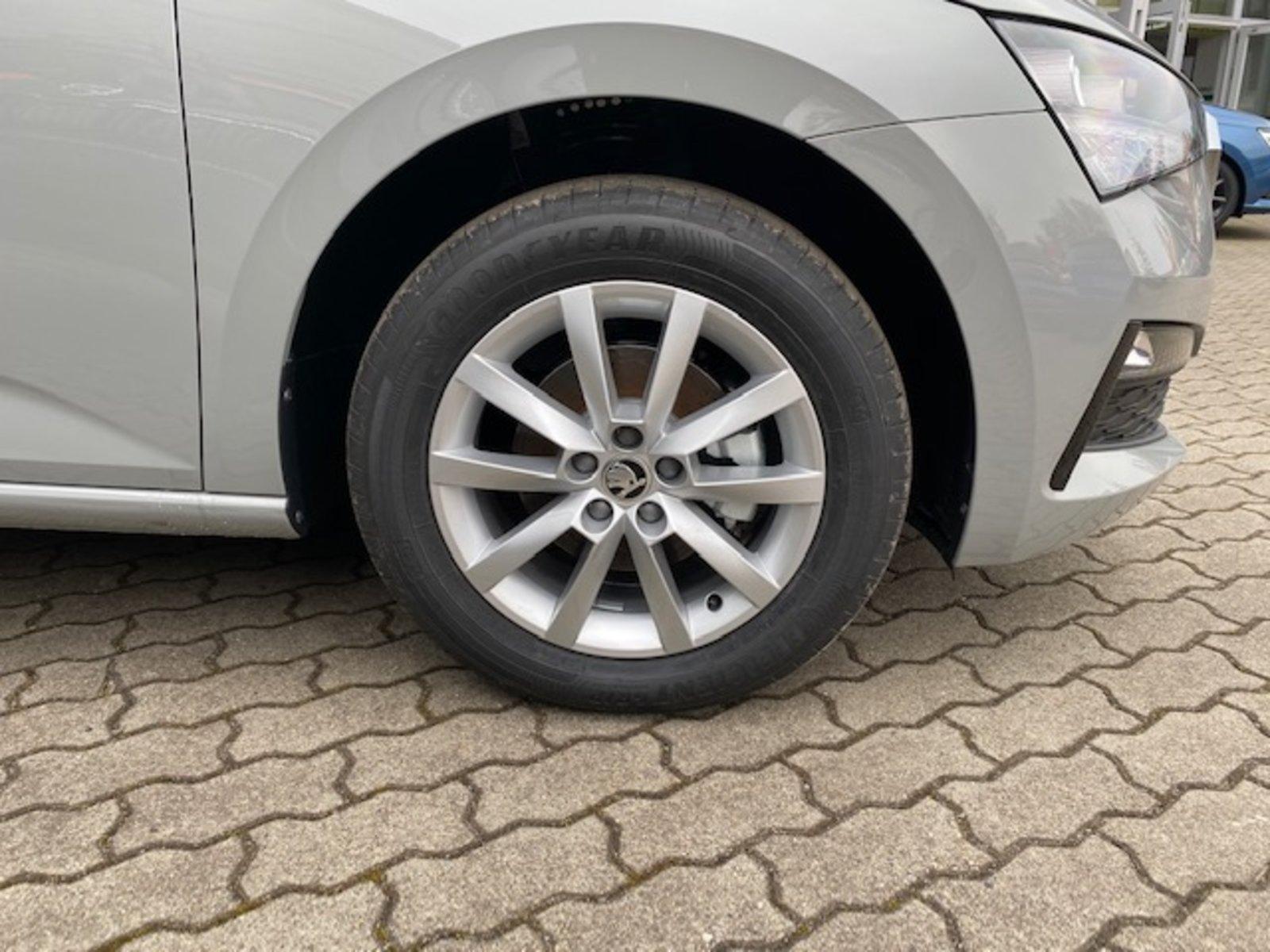 Skoda Scala 1.0 TSI Ambition+PDC+DAB+AHK+GARANTIE12/26-17