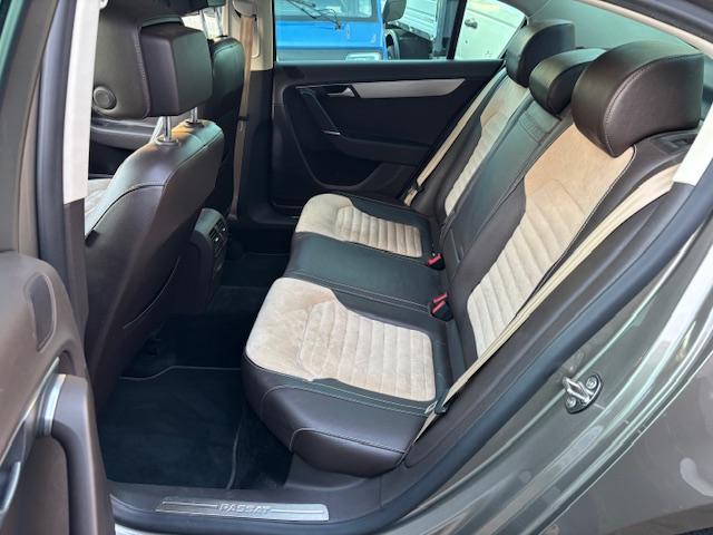 VW Passat 2.0 TDI Highline+Bi-XENON+NAVI+ALCANTARA+-4