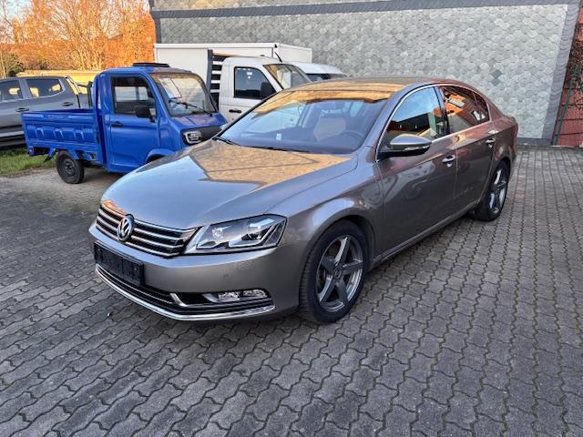 VW Passat 2.0 TDI Highline+Bi-XENON+NAVI+ALCANTARA+-11