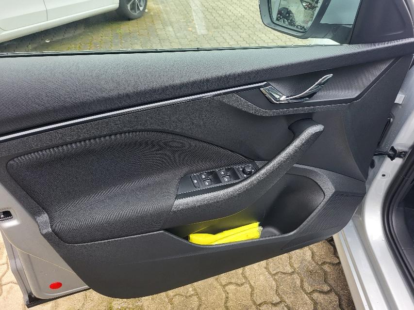 Skoda Kamiq 1.5 TSI DSG SELECTION+NAVI+VERKEHRSZEICHEN-2