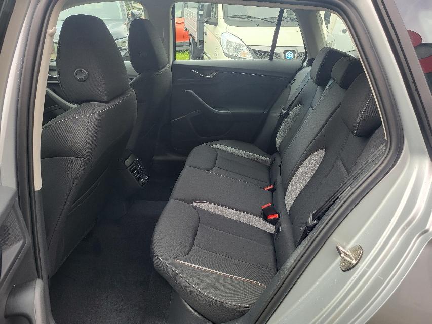 Skoda Kamiq 1.5 TSI DSG SELECTION+NAVI+VERKEHRSZEICHEN-3