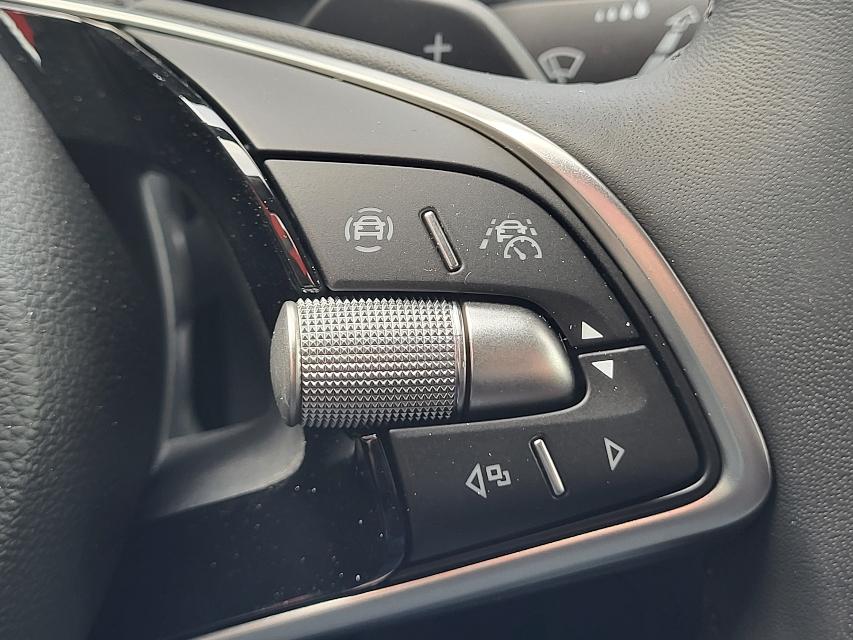 Skoda Kamiq 1.5 TSI DSG SELECTION+NAVI+VERKEHRSZEICHEN-23