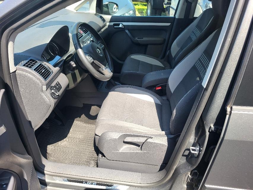 VW Touran 1.4 TSI LIFE+PANORAMA+AHK+CLIMATRONIC+-3