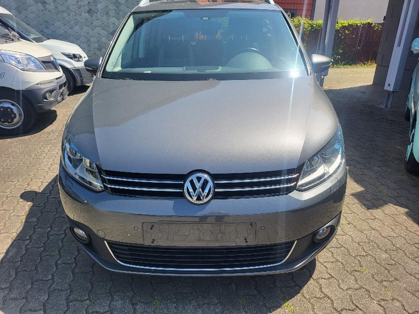 VW Touran 1.4 TSI LIFE+PANORAMA+AHK+CLIMATRONIC+-11
