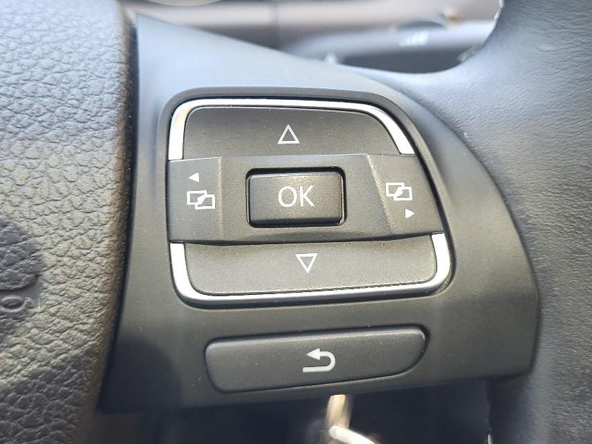 VW Touran 1.4 TSI LIFE+PANORAMA+AHK+CLIMATRONIC+-18