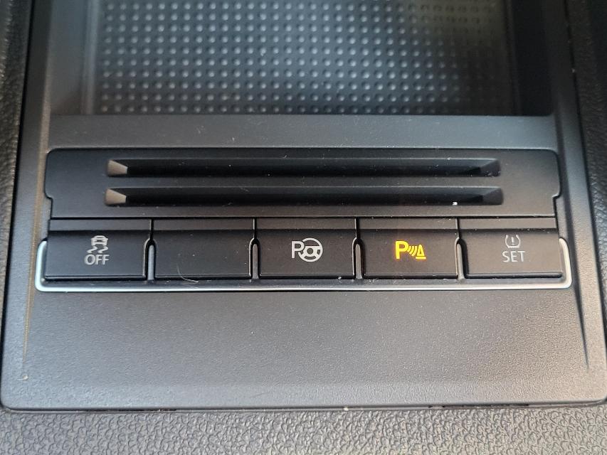 VW Touran 1.4 TSI LIFE+PANORAMA+AHK+CLIMATRONIC+-21