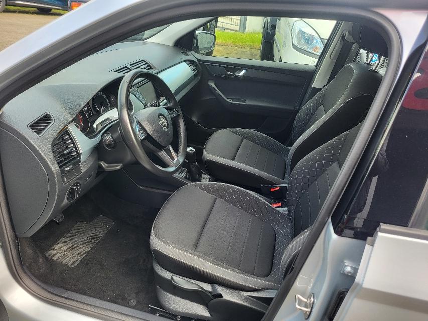 Skoda Fabia Combi 1.0 TSI+NAVI+CLIMATRONIC+KAMERA+ALU+-2