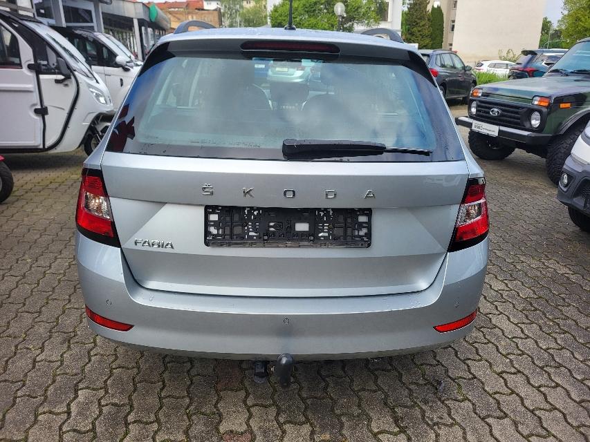 Skoda Fabia Combi 1.0 TSI+NAVI+CLIMATRONIC+KAMERA+ALU+-27