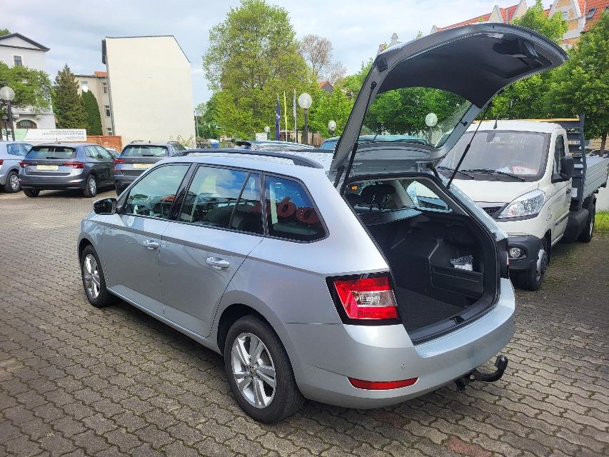 Skoda Fabia Combi 1.0 TSI+NAVI+CLIMATRONIC+KAMERA+ALU+-28