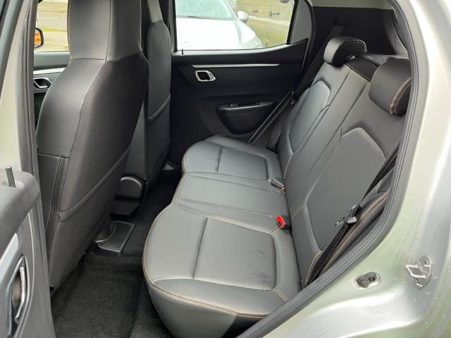 Dacia Spring Comfort Plus mit Look-Paket Orange+NAVI+-3
