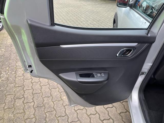 Dacia Spring Comfort Plus mit Look-Paket Orange+NAVI+-4