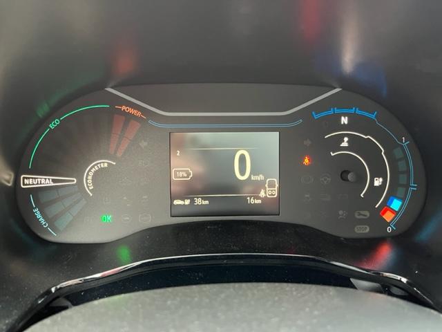 Dacia Spring Comfort Plus mit Look-Paket Orange+NAVI+-6