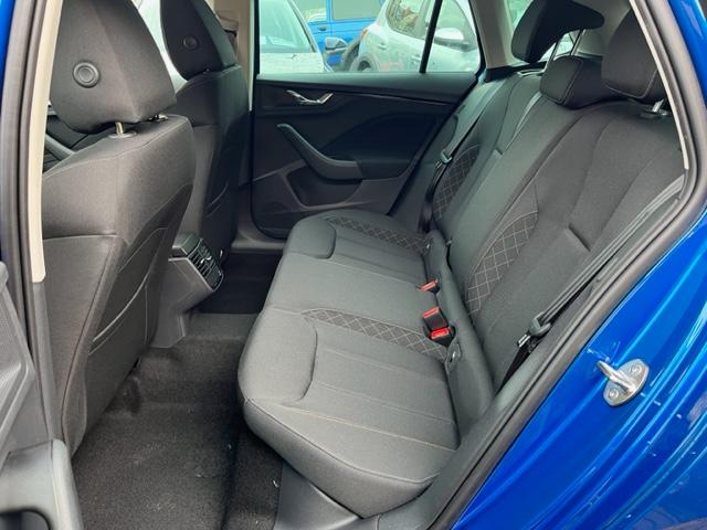 Skoda Kamiq 1.0 TSI Ambition+ACC+KAMERA+ALU+3JGARANTIE-4