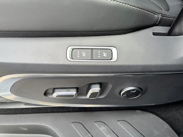 Maxus MIFA 9 LUXURY+AKKU90kWh+7-SITZER+LAGERWAGEN-8