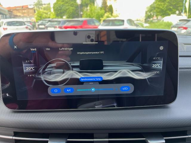 Maxus MIFA 9 LUXURY+AKKU90kWh+7-SITZER+LAGERWAGEN-17