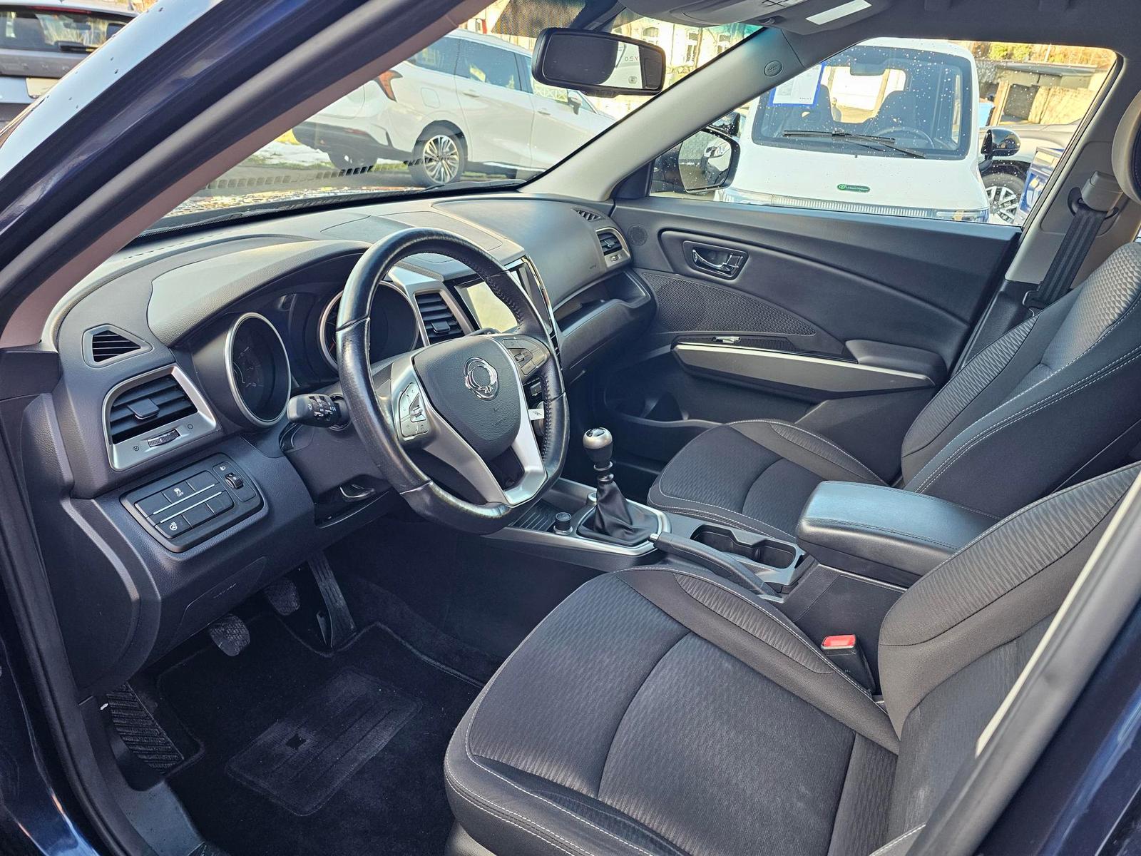 Ssangyong Tivoli 1.6+KLIMA+ALU+1.HAND-12