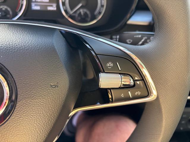 Skoda Fabia 1.0 MPI SELECTION+AHK+BOLERO+GARANTIE01/29-12