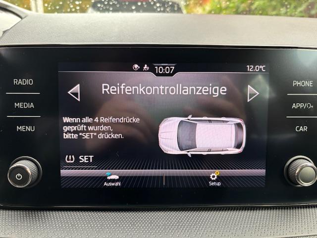 Skoda Fabia 1.0 MPI SELECTION+AHK+BOLERO+GARANTIE01/29-17