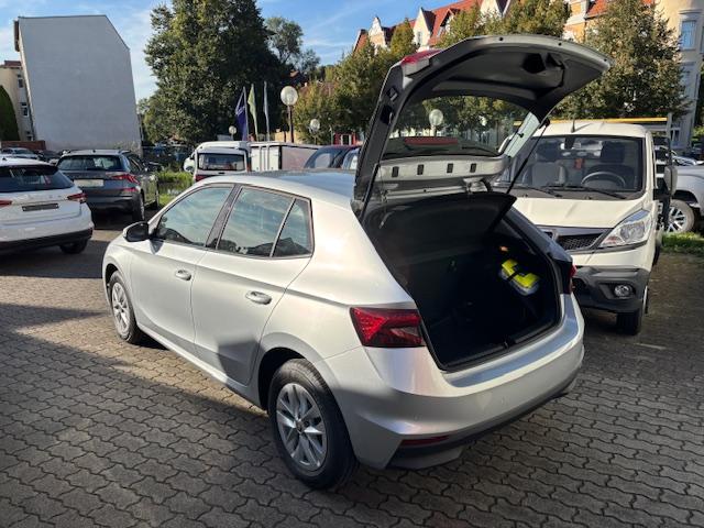 Skoda Fabia 1.0 MPI SELECTION+AHK+BOLERO+GARANTIE01/29-29