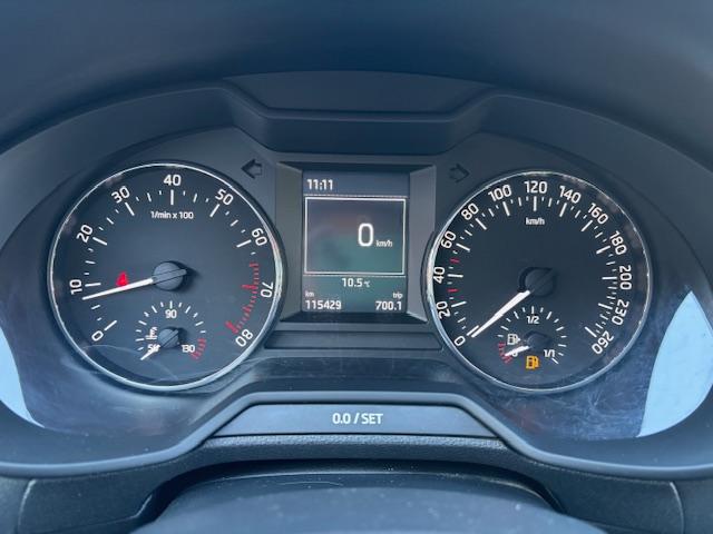 Skoda Octavia III 1.4 TSI Elegance+Bi-Xenon+AHK+1.HAND-8