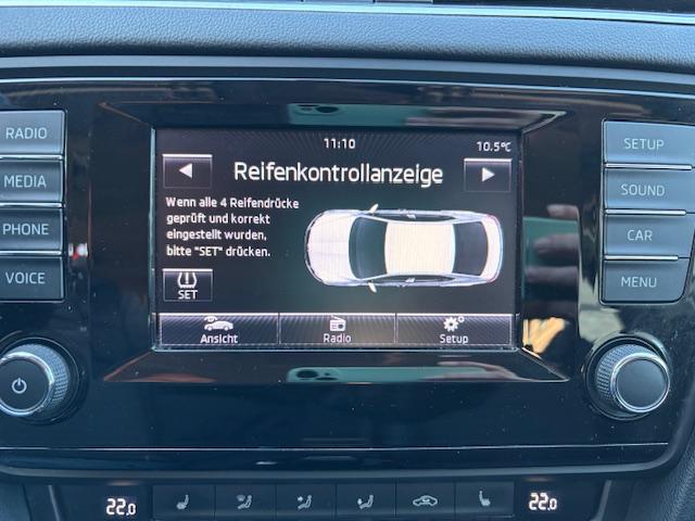Skoda Octavia III 1.4 TSI Elegance+Bi-Xenon+AHK+1.HAND-17